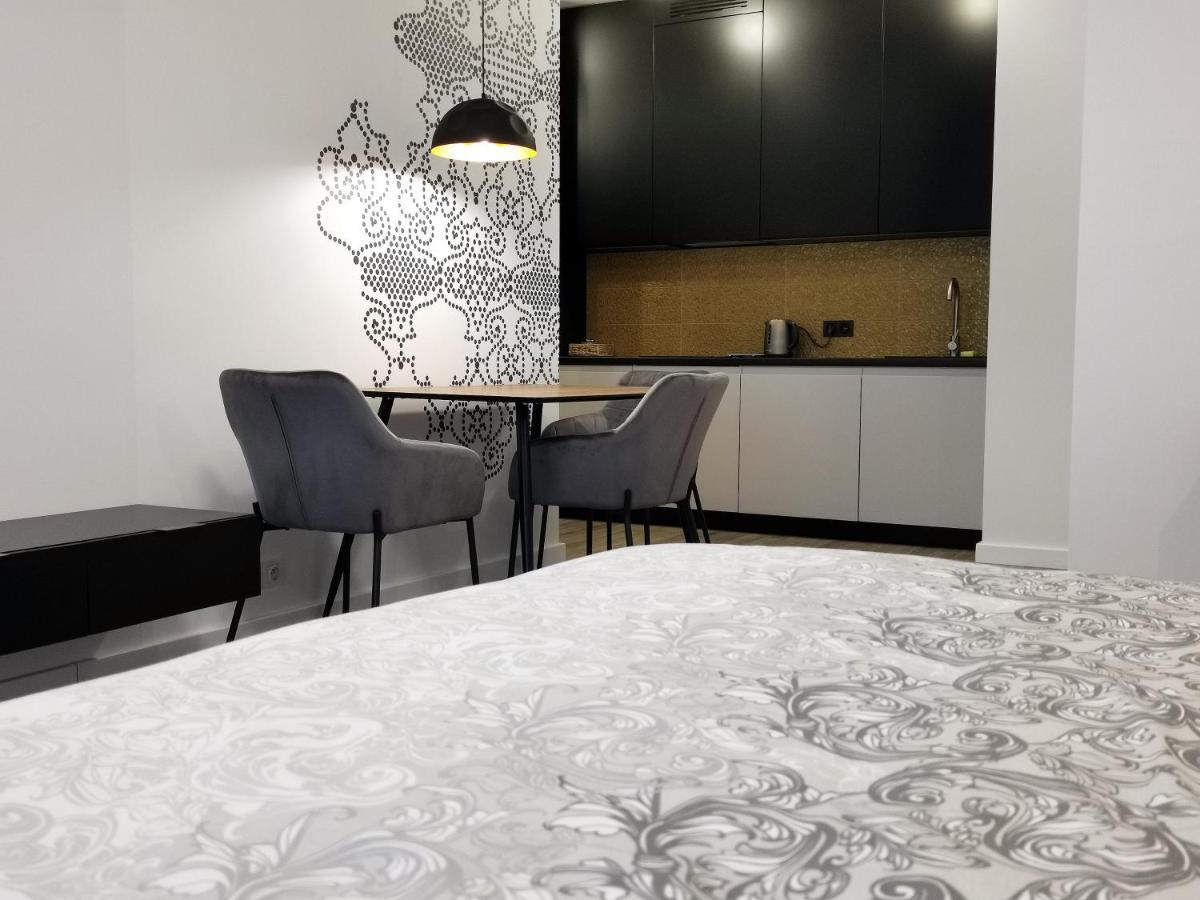 Come&Stay Apartments Wola Warsaw Exterior photo
