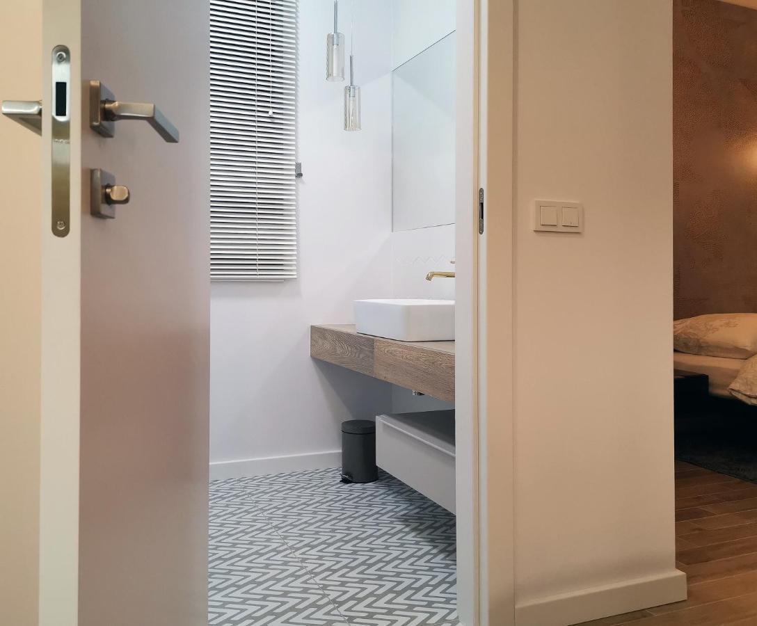 Come&Stay Apartments Wola Warsaw Exterior photo